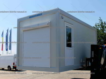 cat costa o casa din containere